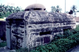 Pillbox 300.jpg (20446 bytes)